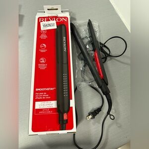 Revlon SmoothStay Coconut Oil-Infused Straightener | for Sleek, Shiny Looks (1")